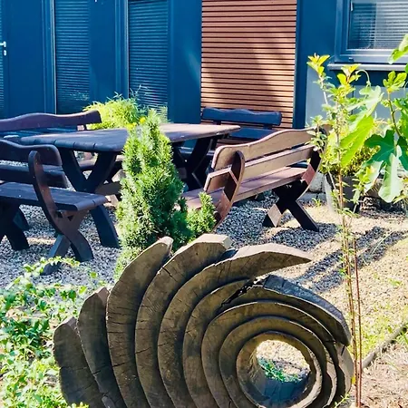 Stallgefluester Михендорф